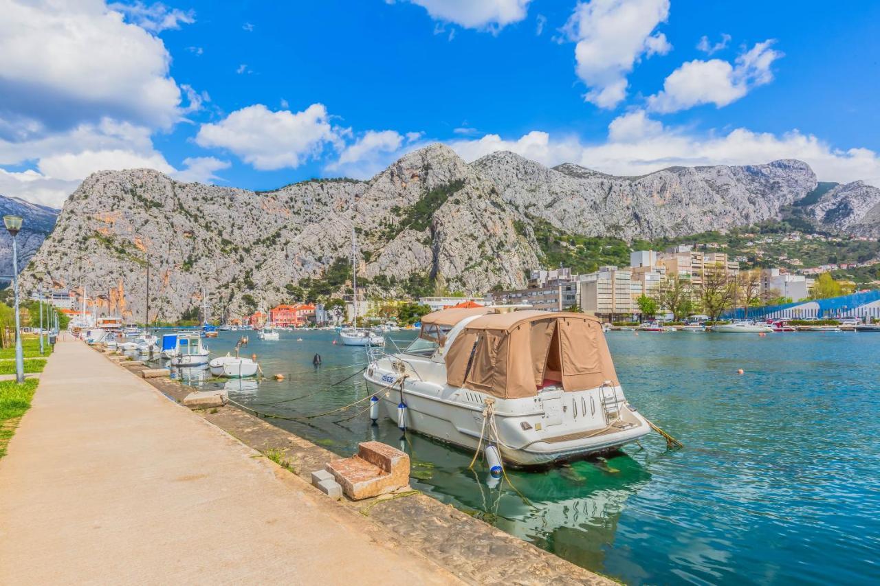 Downtown Deluxe Apartment Omiš Exterior foto