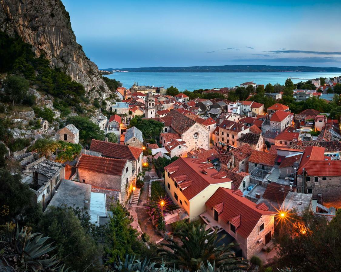 Downtown Deluxe Apartment Omiš Exterior foto